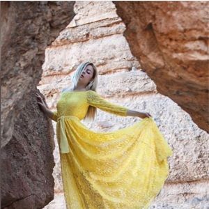 Yellow lacy dress